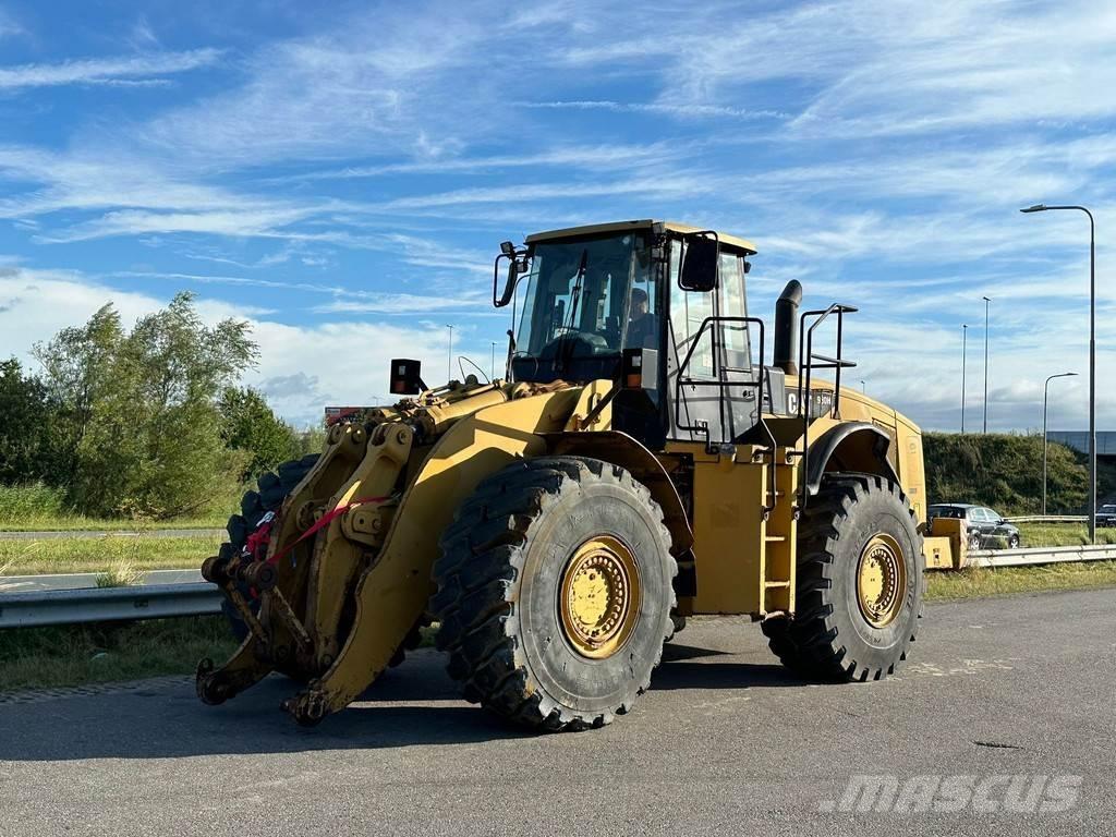 CAT 980H Gumikerekes homlokrakodók