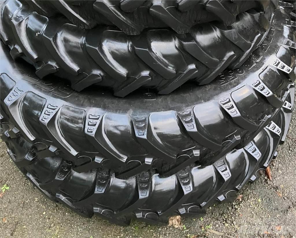 BKT 340/85-48 Gumiabroncsok, kerekek és felnik
