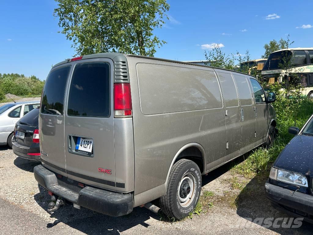 GMC Savana G3500 Transporterek