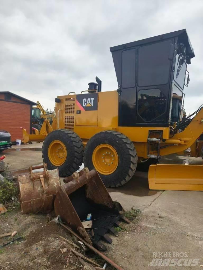 CAT 140K Gréderek