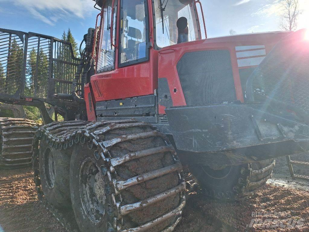 Komatsu 895 Kihordók