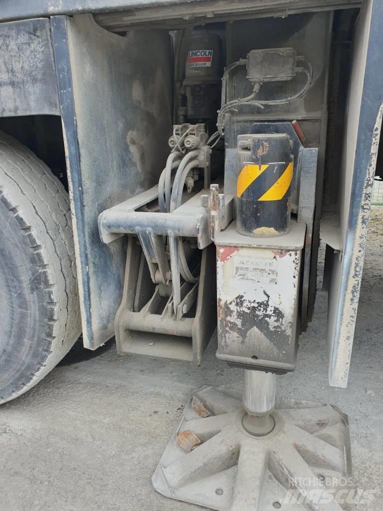 Grove GMK 5130 Terepdaruk