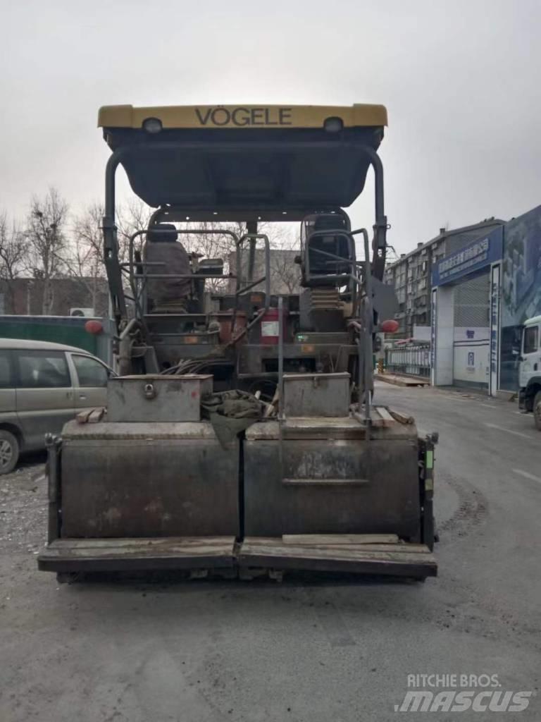 Vögele 1880-2l Aszfalt terítõ gépek