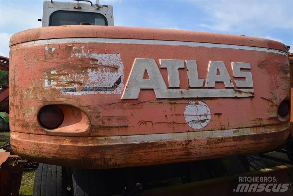 Atlas 1404 M Gumikerekes kotrók