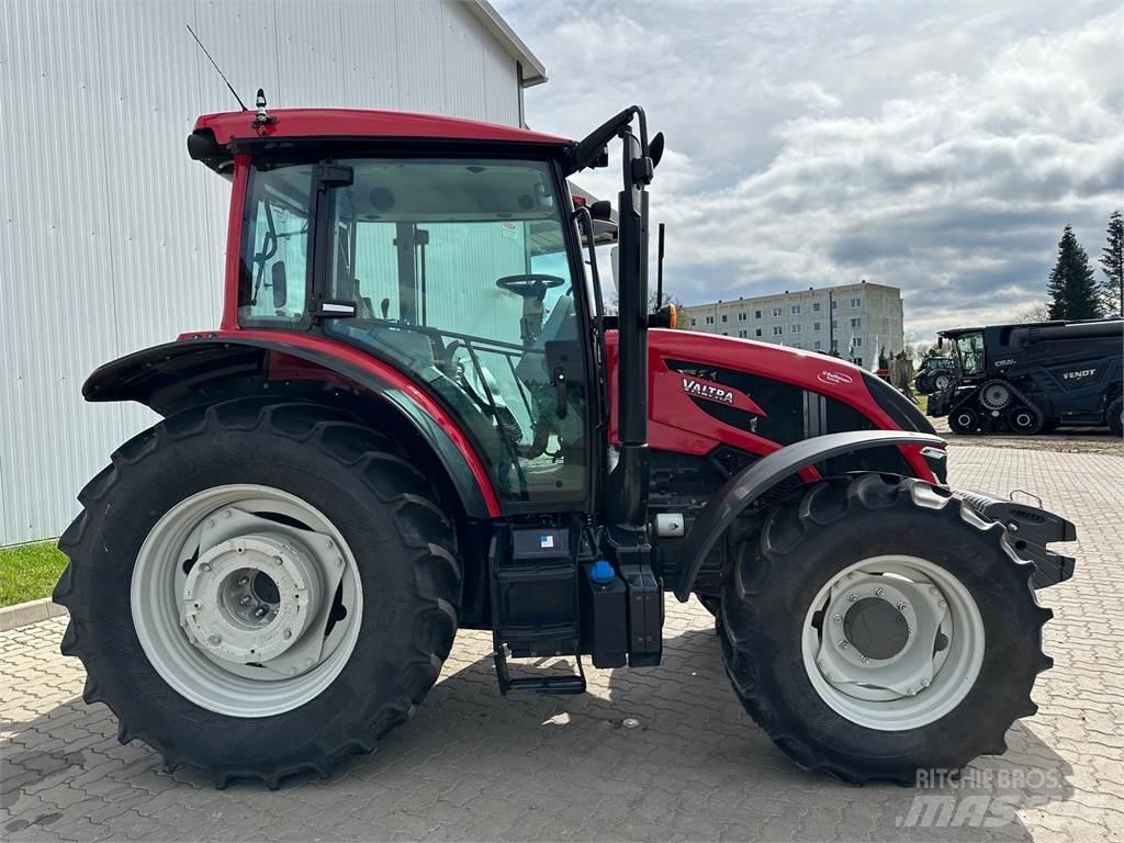 Valtra A105 MH Traktorok