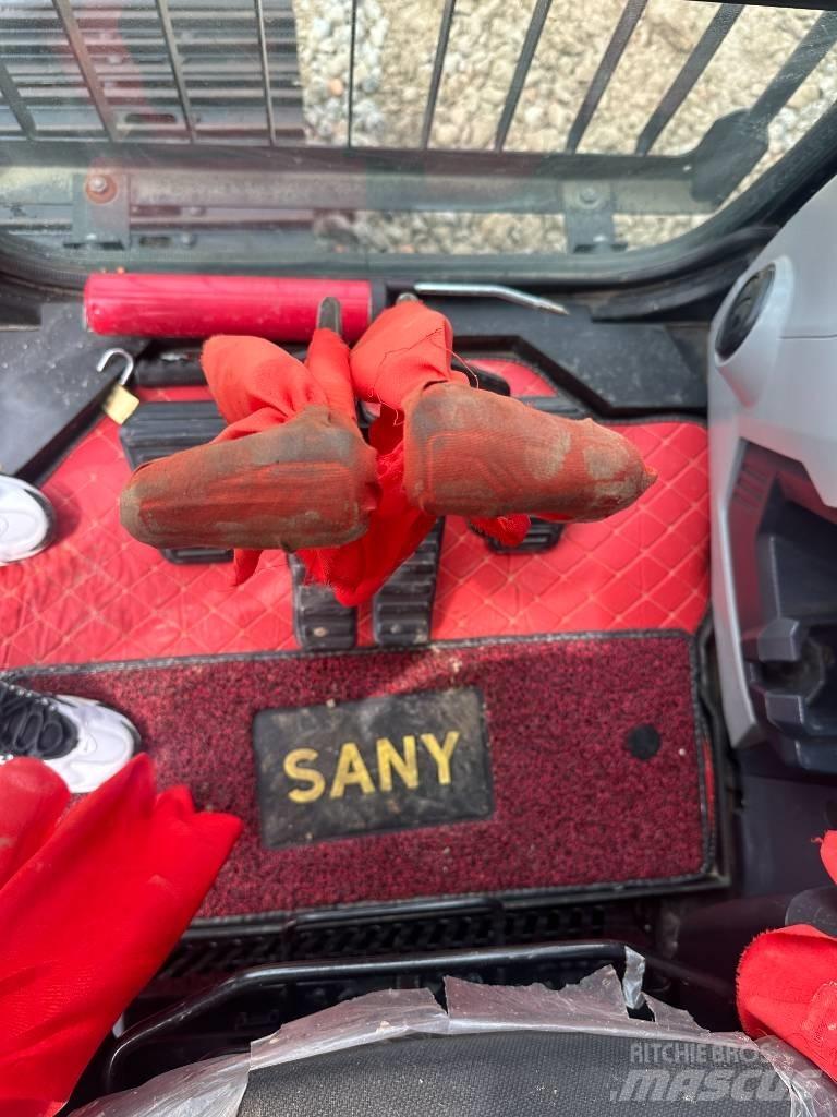 Sany SY245C Közepes (midi) kotrók 7 t - 12 t