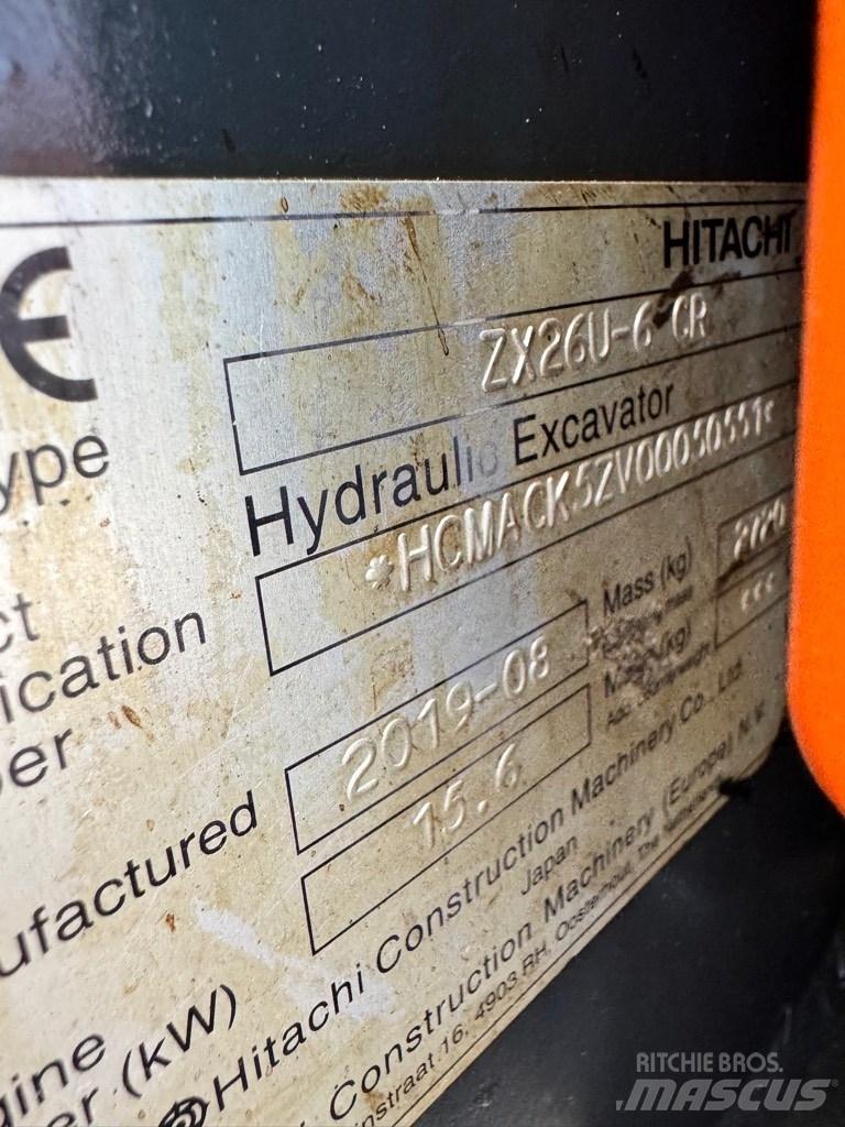 Hitachi 26U-6 CR Mini kotrók < 7t