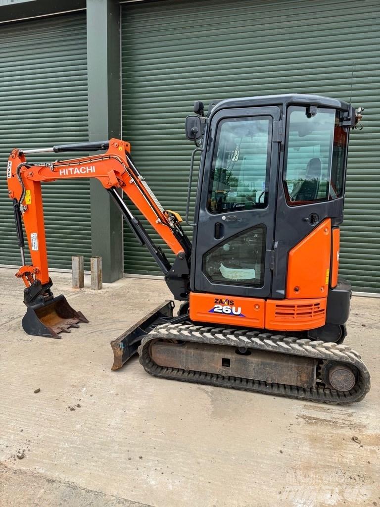 Hitachi 26U-6 CR Mini kotrók < 7t