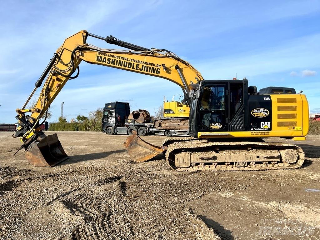 CAT 323 EL Lánctalpas kotrók