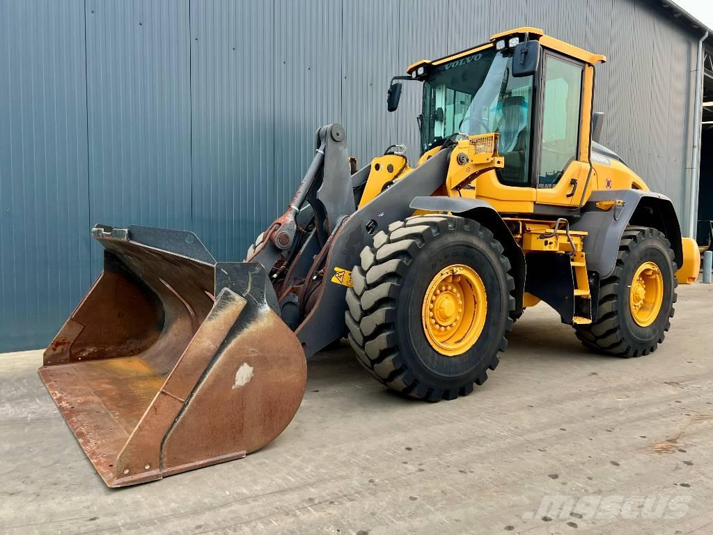 Volvo L90H Gumikerekes homlokrakodók