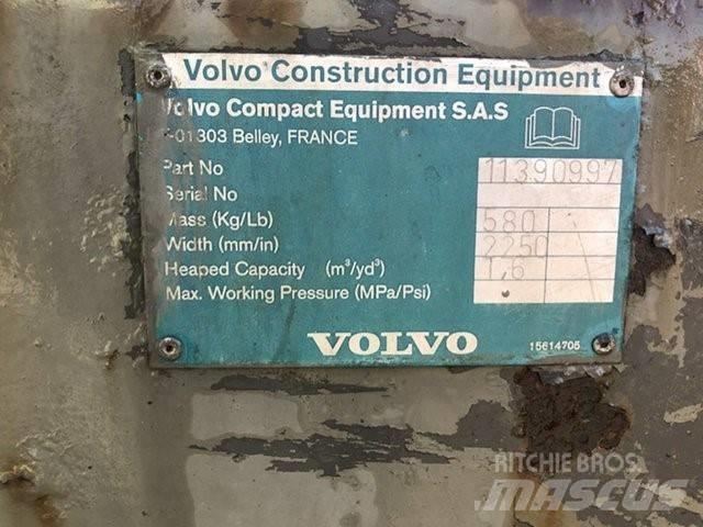 Volvo Puinbak Rotátoros törőkanalak