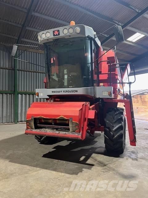 Massey Ferguson 30 Kombájnok