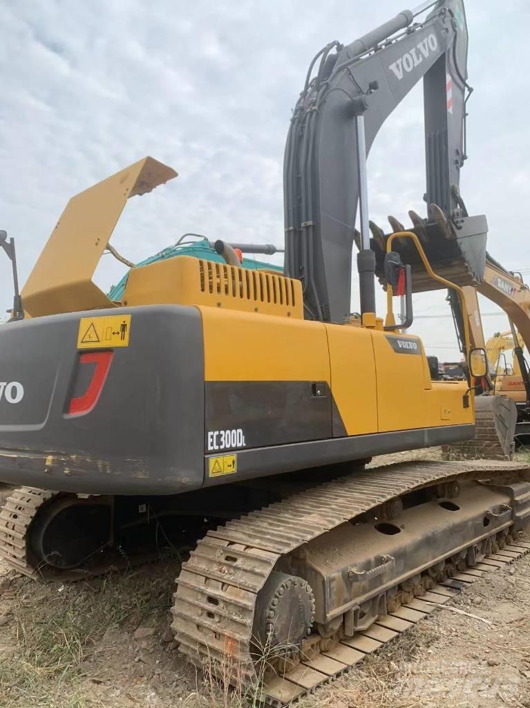 Volvo EC 300 D L Lánctalpas kotrók