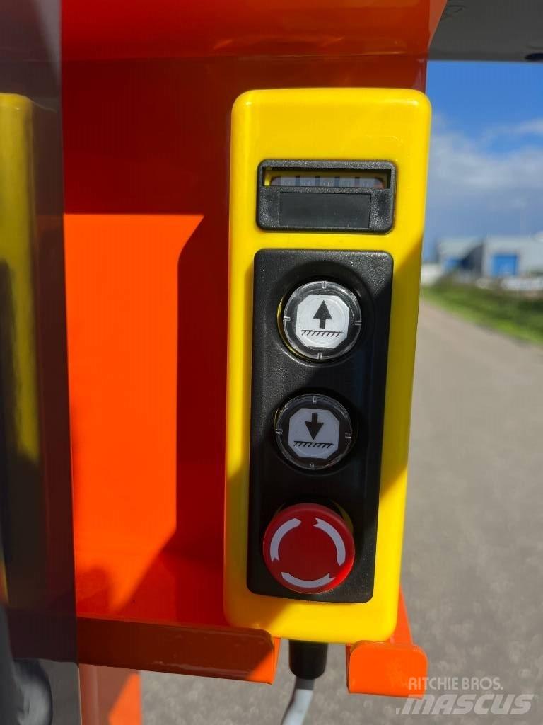 JLG Nano Személyemelők