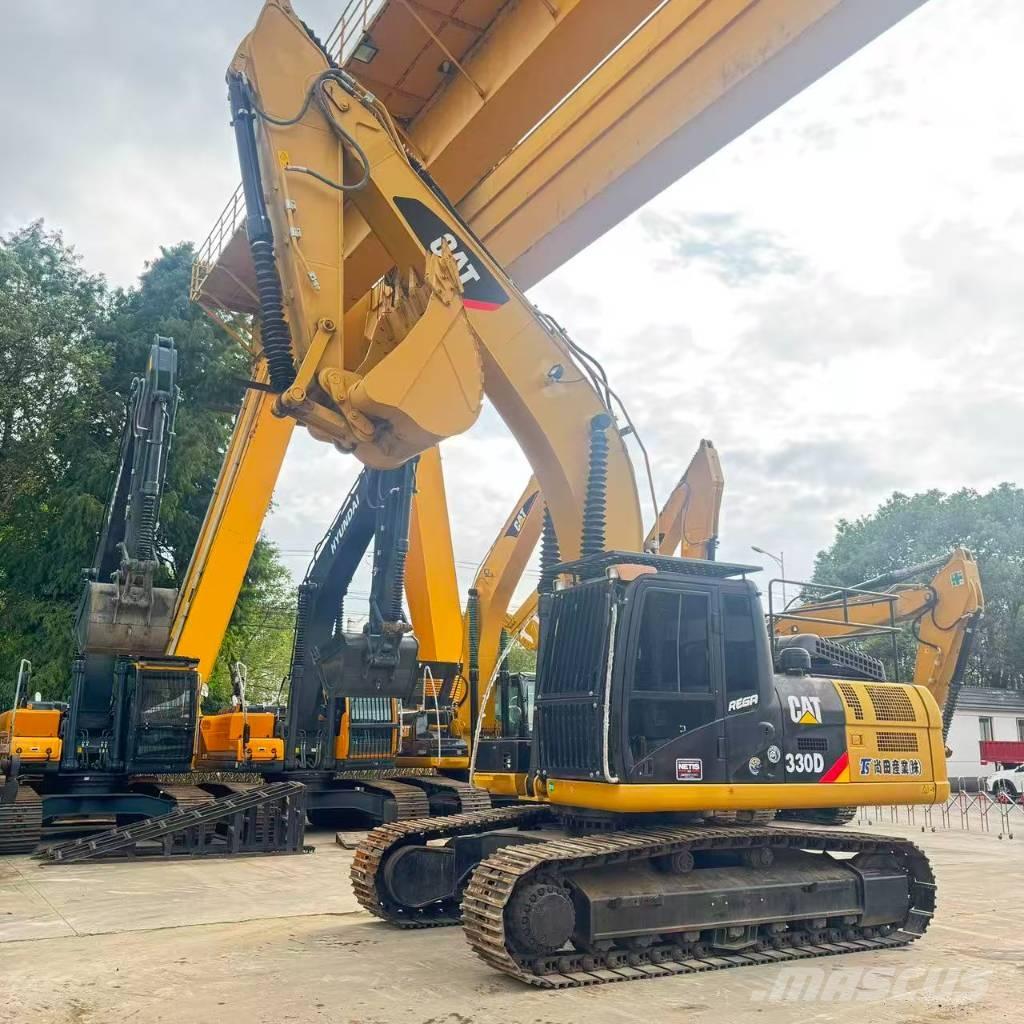 CAT 330 D Lánctalpas kotrók