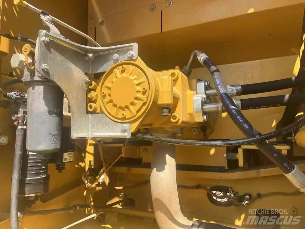 CAT 330 Lánctalpas kotrók
