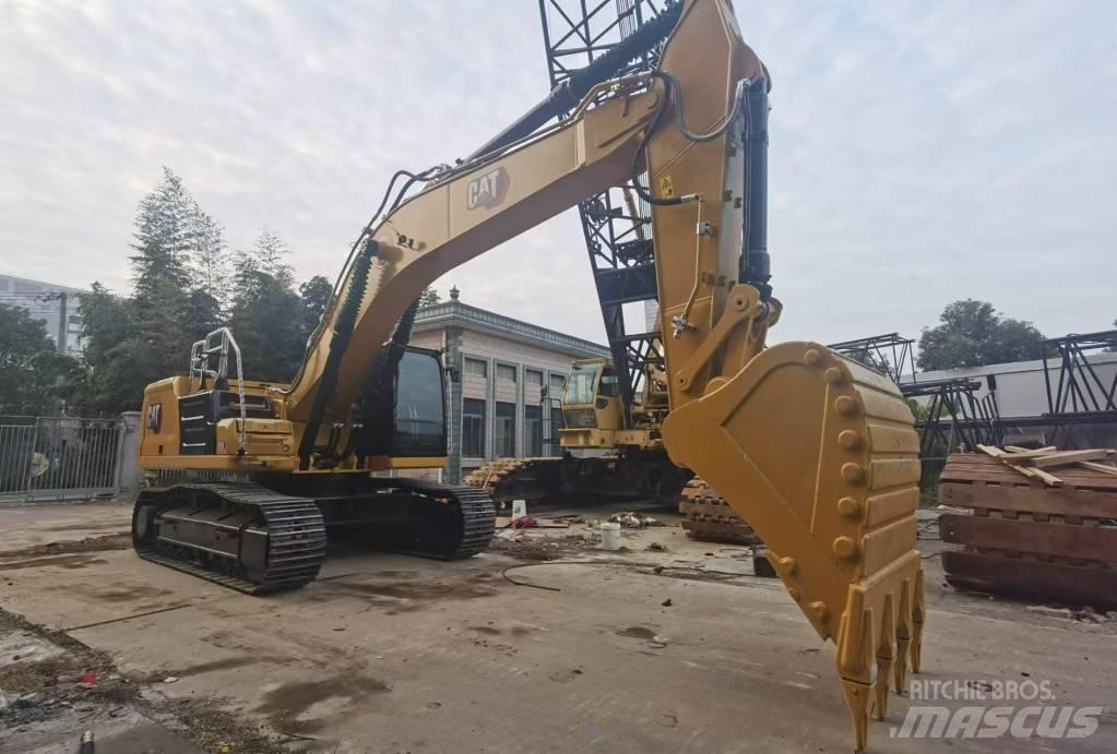 CAT 330 Lánctalpas kotrók