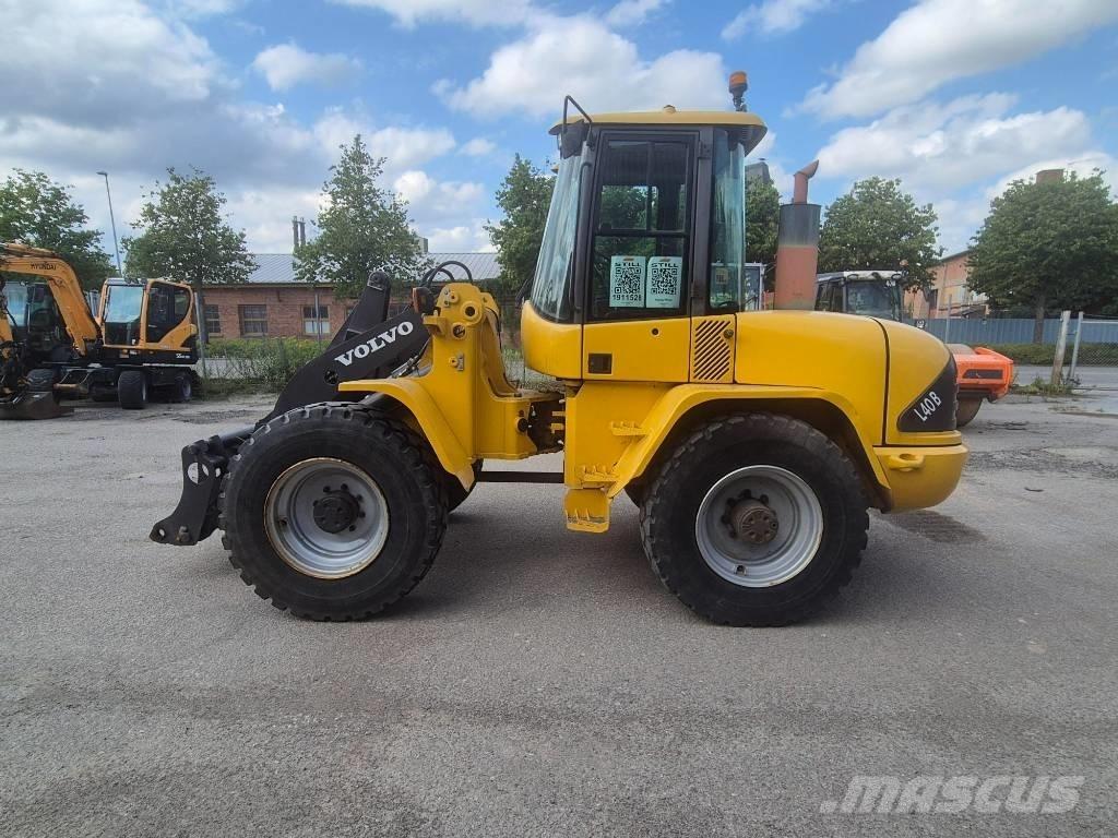 Volvo L 40 B Gumikerekes homlokrakodók