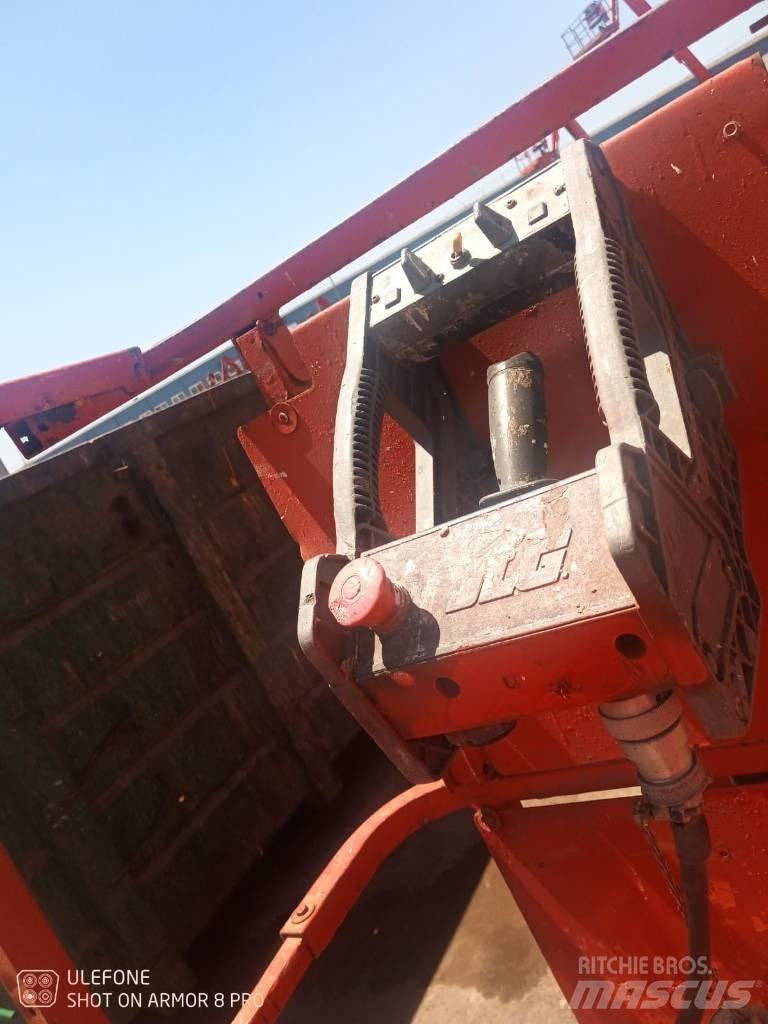JLG 2630 ES Ollós emelők