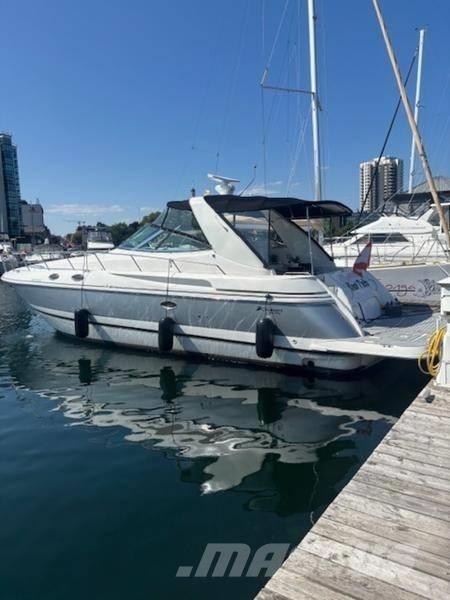  Cruisers Yachts 3870 munkacsónakok/uszályok
