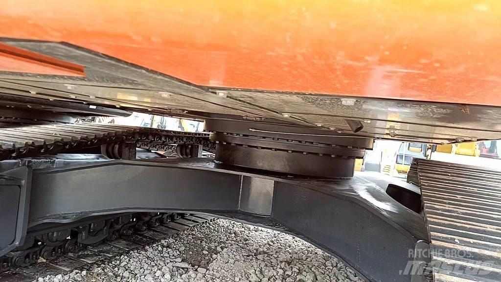 Doosan 225 LC-9 Lánctalpas kotrók