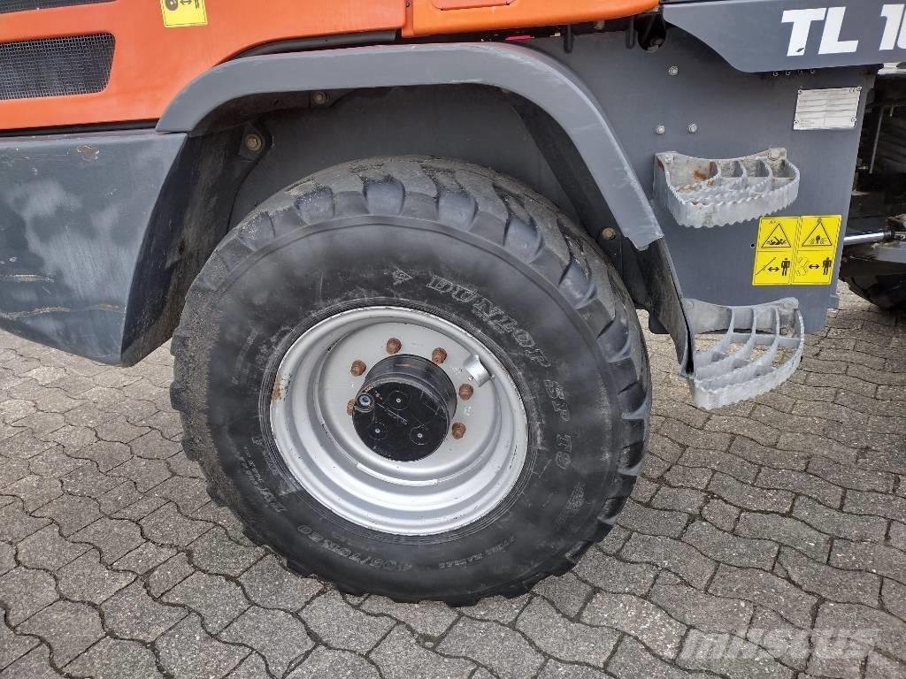 Terex Schaeff TL100 Gumikerekes homlokrakodók
