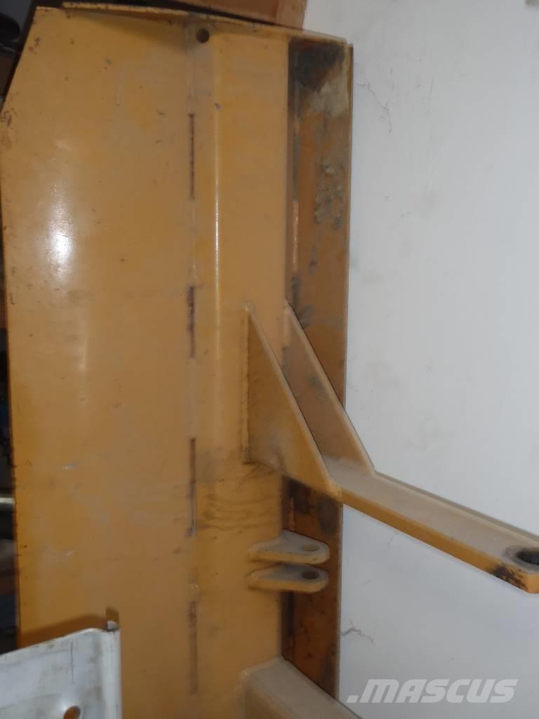 CASE TF 300 Árokásók