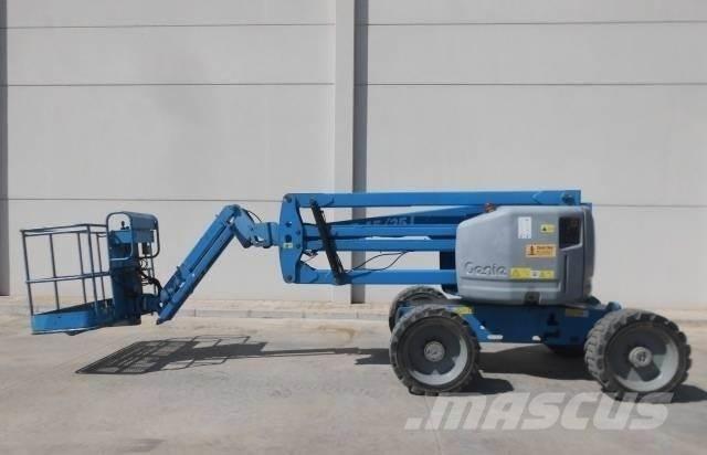 Genie Z45/25JRT Karos emelők