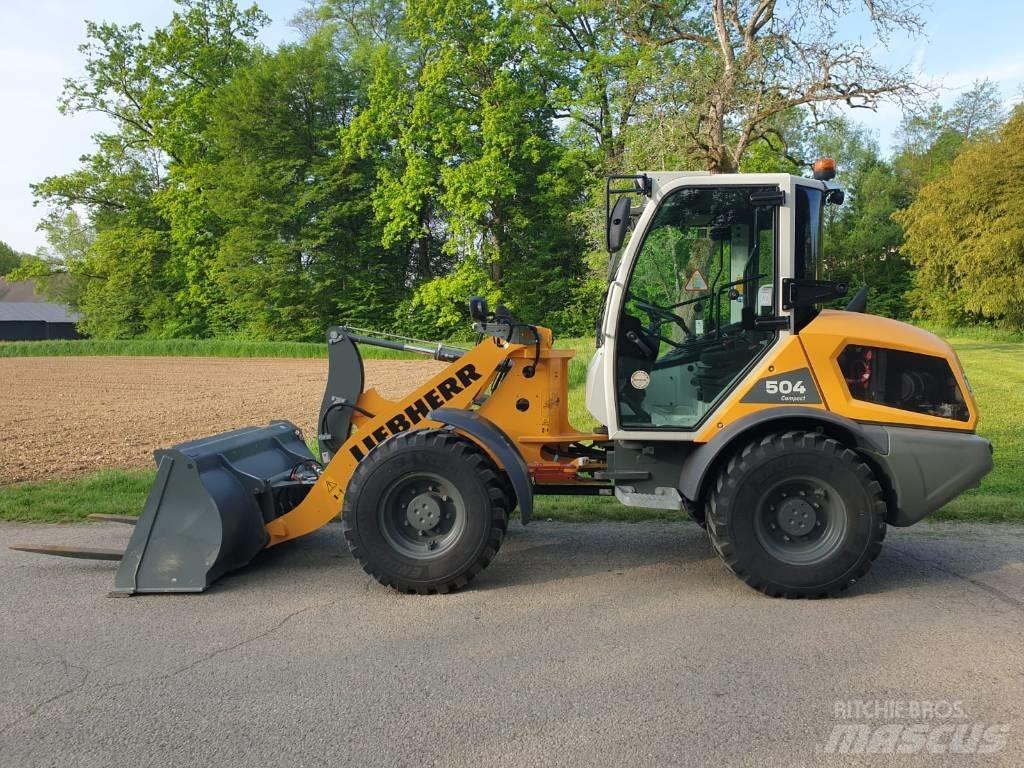 Liebherr L 504 C Gumikerekes homlokrakodók