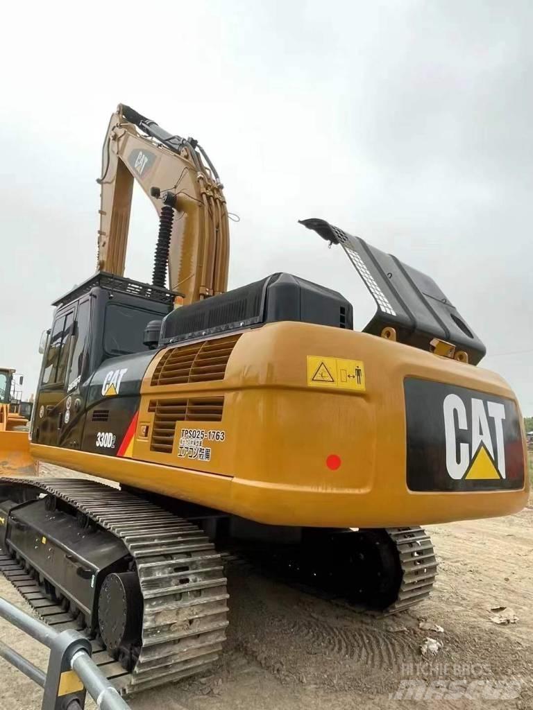 CAT 330 Lánctalpas kotrók