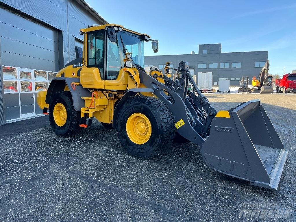 Volvo L 90 H2 Gumikerekes homlokrakodók