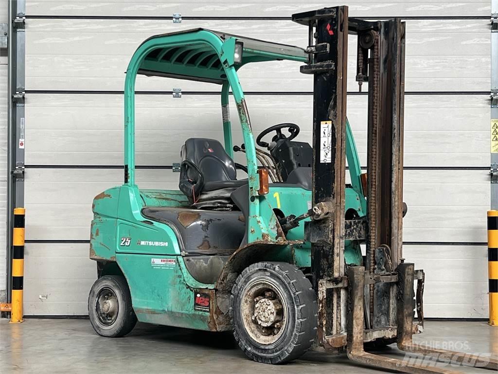 Mitsubishi FD25N Dízel targoncák