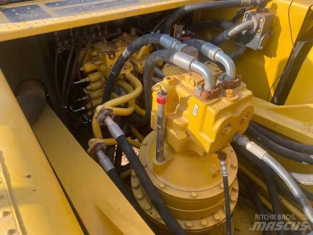 Komatsu PC 400 LC-8 Lánctalpas kotrók