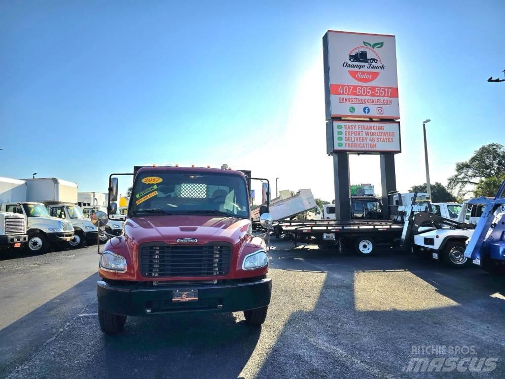 Freightliner M2 106 Platós / Ponyvás teherautók