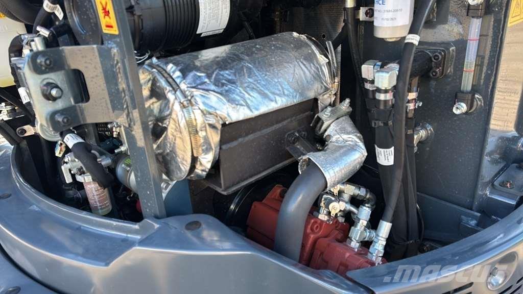 Hyundai HX 25AZ Speciális kotrók