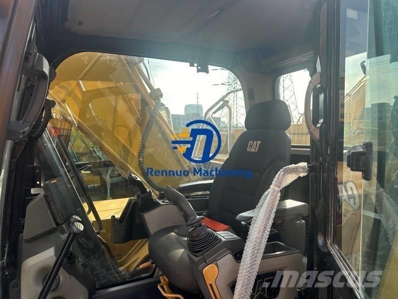 CAT 323GC Lánctalpas kotrók