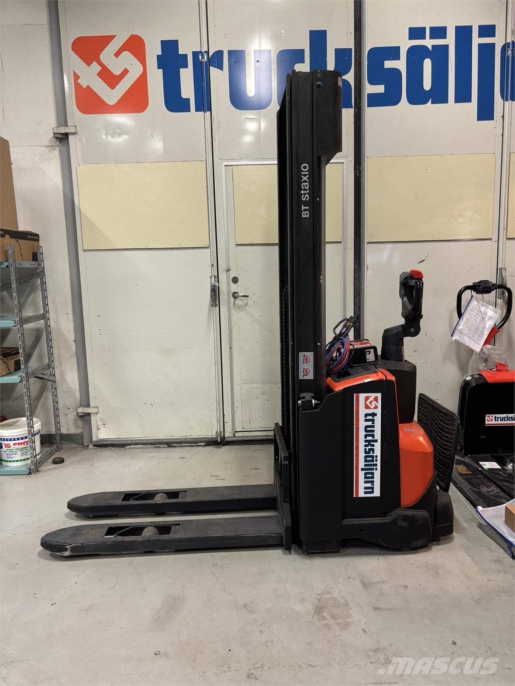 Toyota SWE120 Elektromos gyalogkíséretű targoncák