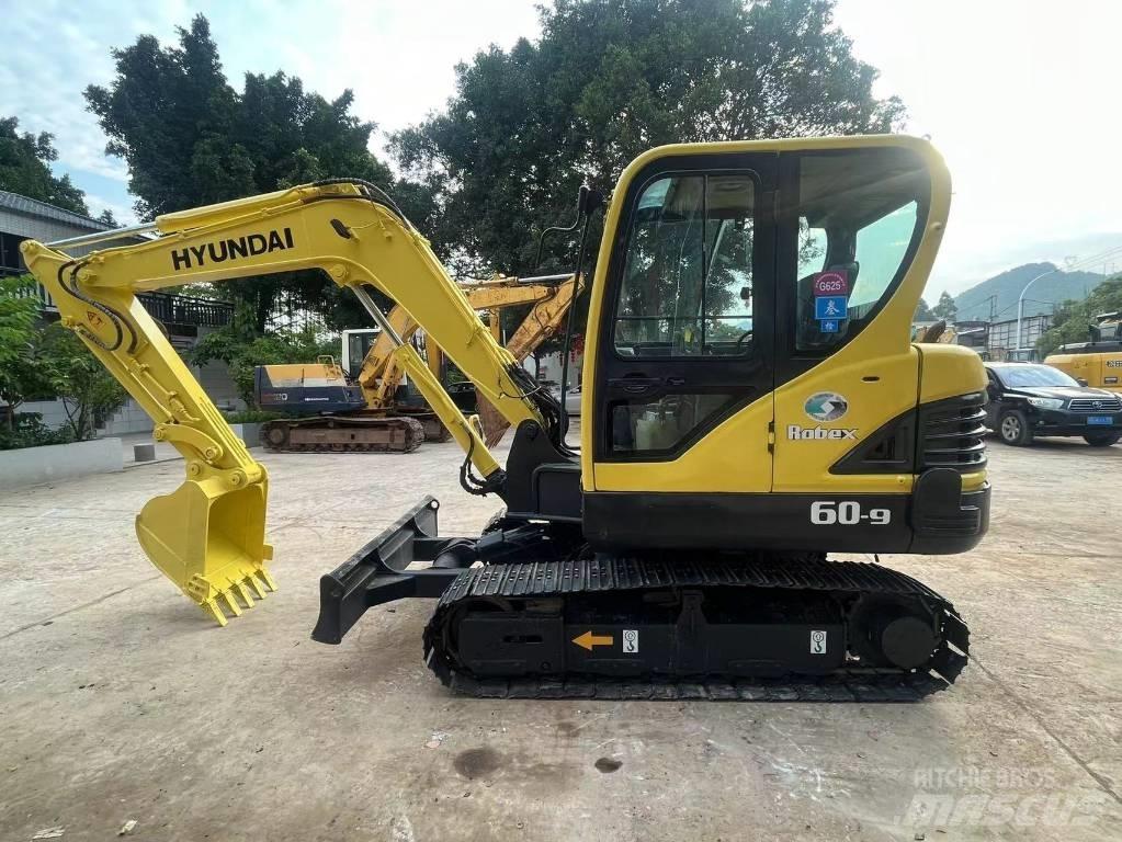 Hyundai R60-9 Lánctalpas kotrók