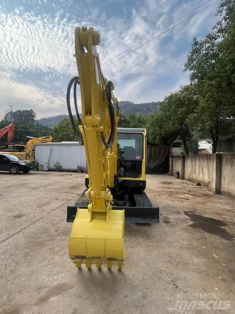 Hyundai R60-9 Lánctalpas kotrók