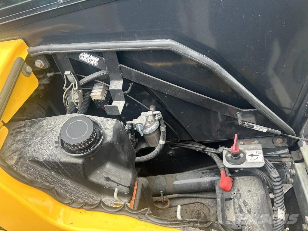Yanmar SV 26 Mini kotrók < 7t