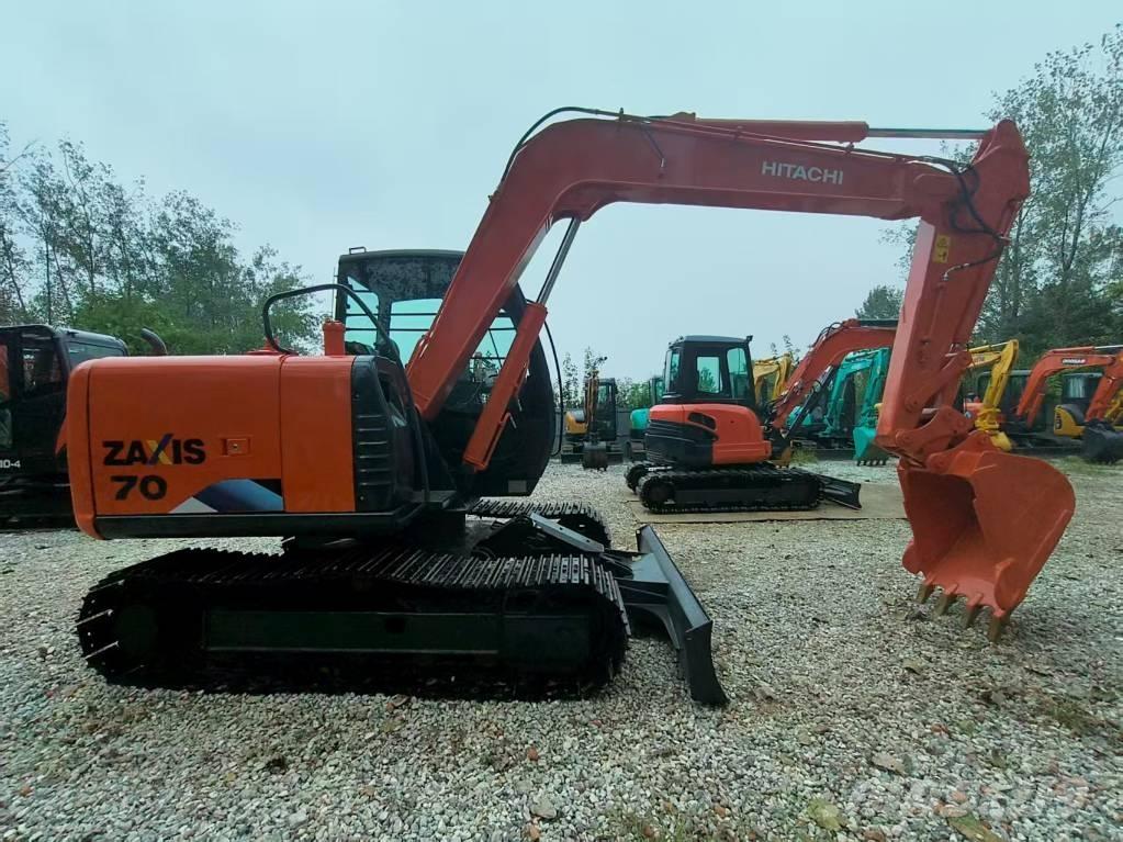 Hitachi ZX 70 Mini kotrók < 7t