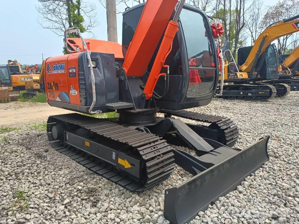 Hitachi ZX 70 Közepes (midi) kotrók 7 t - 12 t