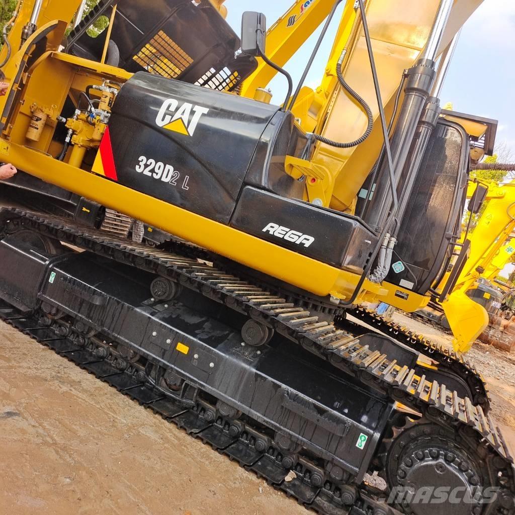CAT 329 D2L Lánctalpas kotrók