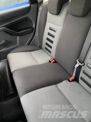 Ford Focus Turnier Kistehergépjárművek