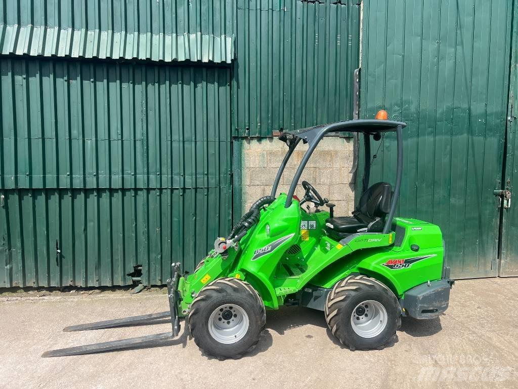 Avant 650 i Gumikerekes homlokrakodók