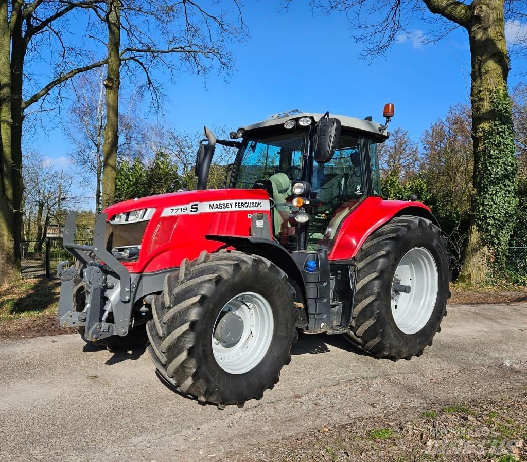 Massey Ferguson 7719 Traktorok