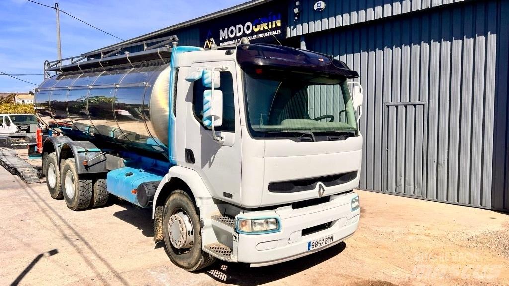 Renault 320.26 Tartályos teherautók