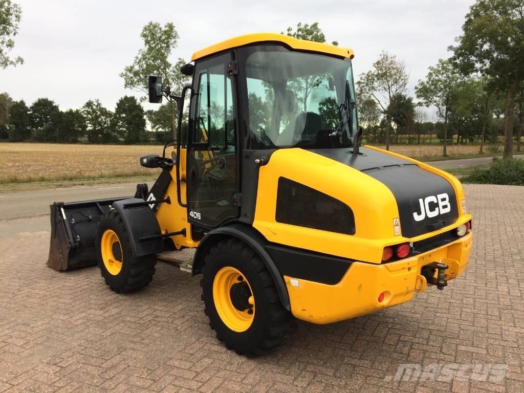 JCB 406 Gumikerekes homlokrakodók