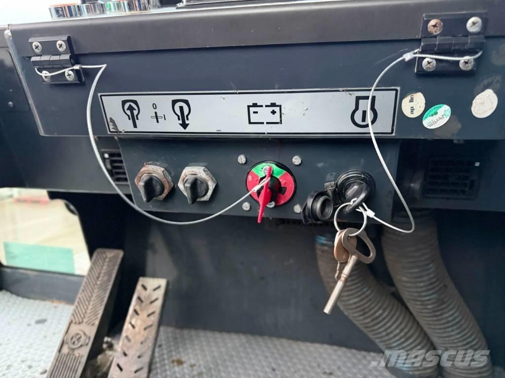 Bomag BW24R Pneumatikus kerekes hengerek