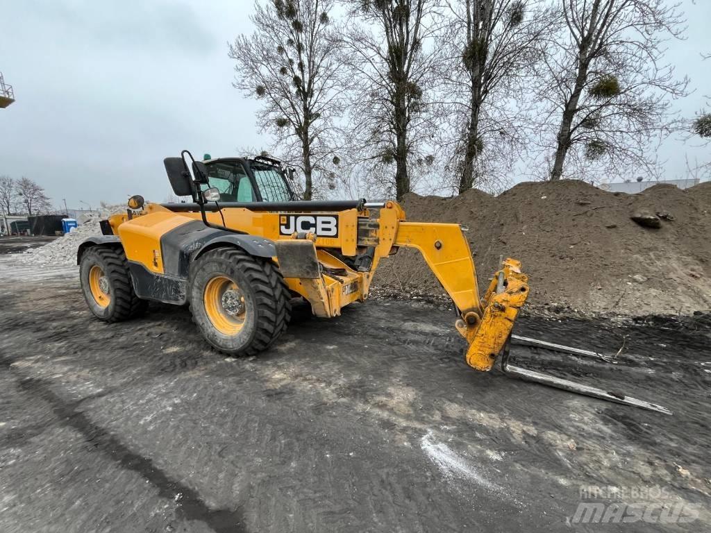 JCB 540-140 Teleszkópos rakodók